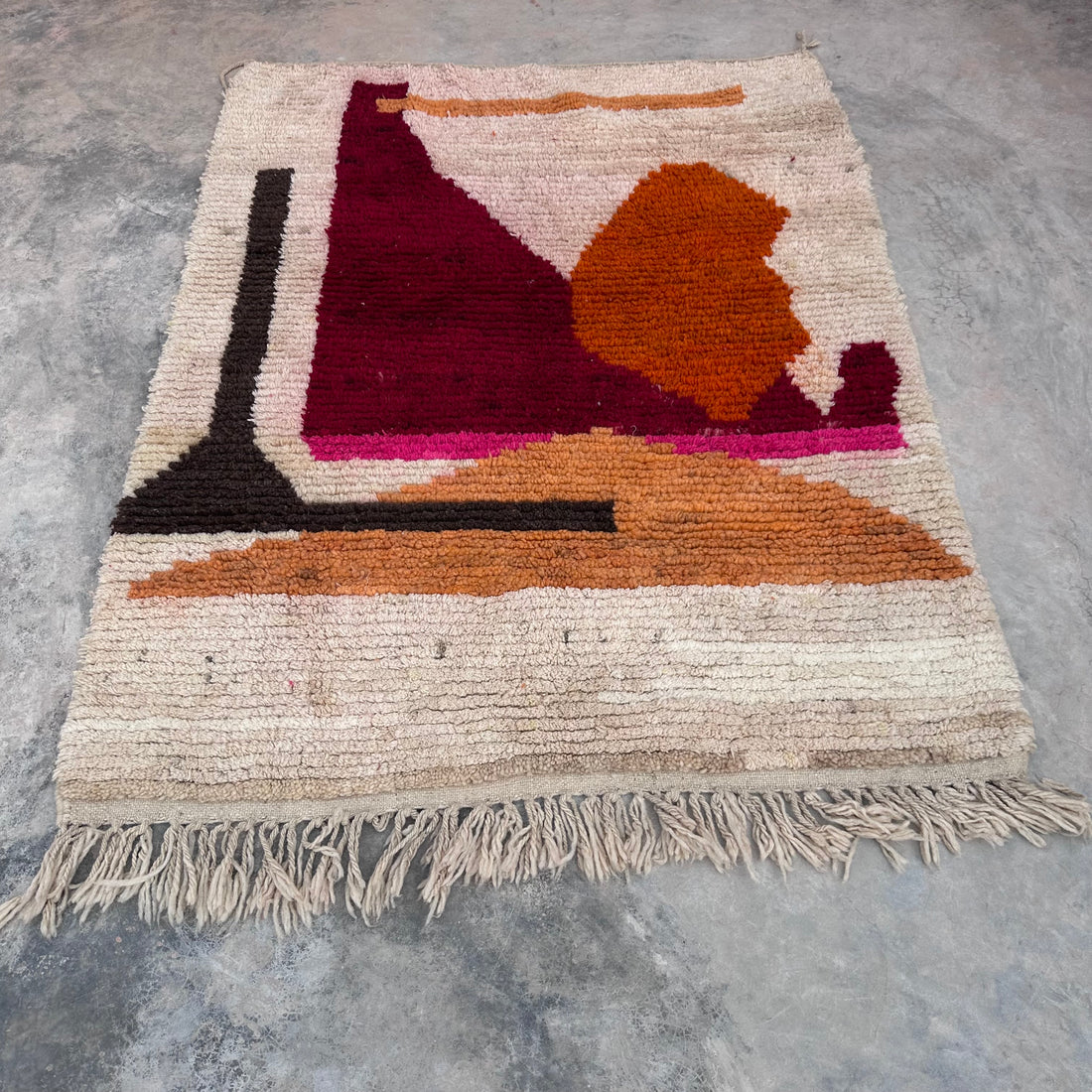 Minimalist landscape- Boujad Natural Moroccan Rug