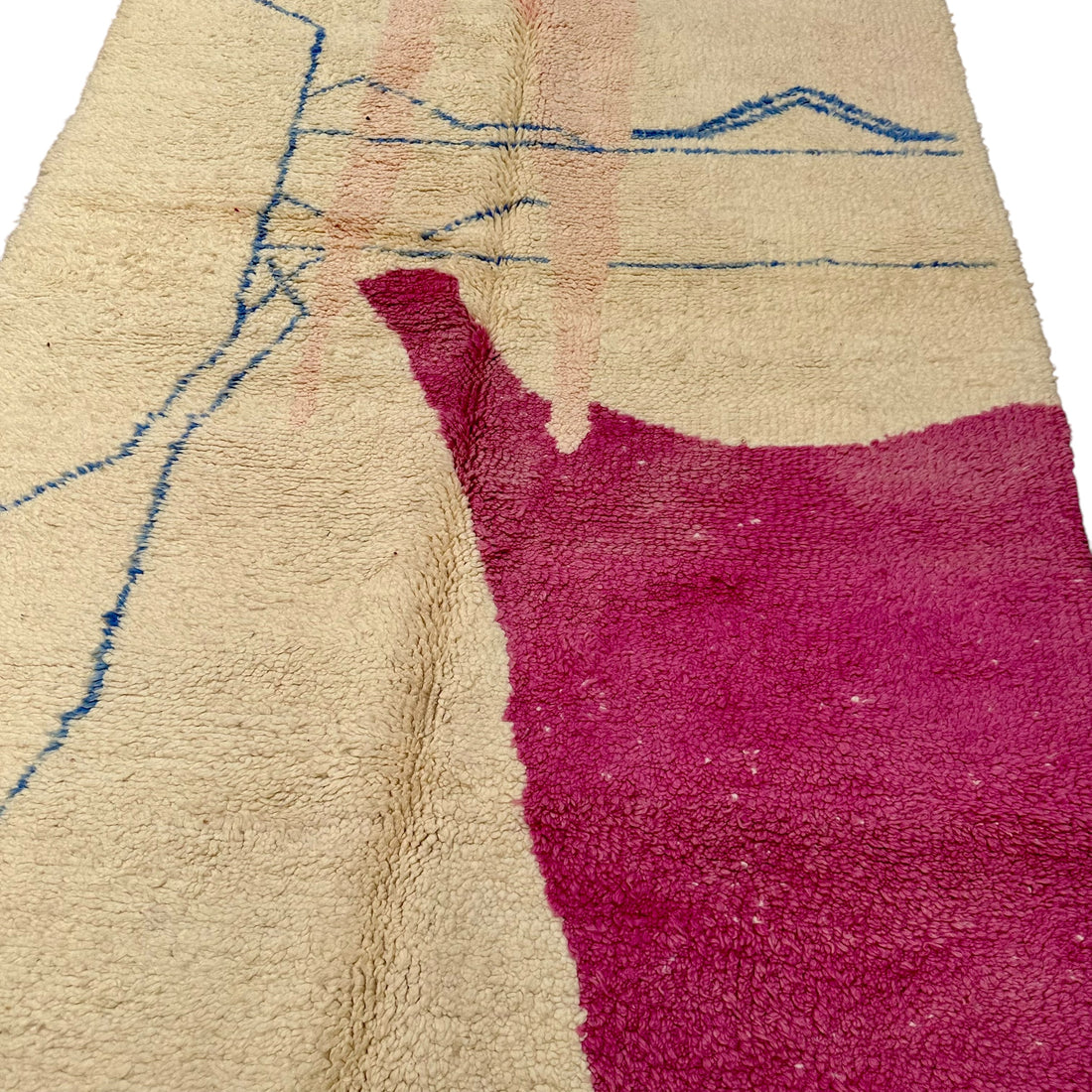 Magenta Mountain - Boujad Natural Moroccan Rug
