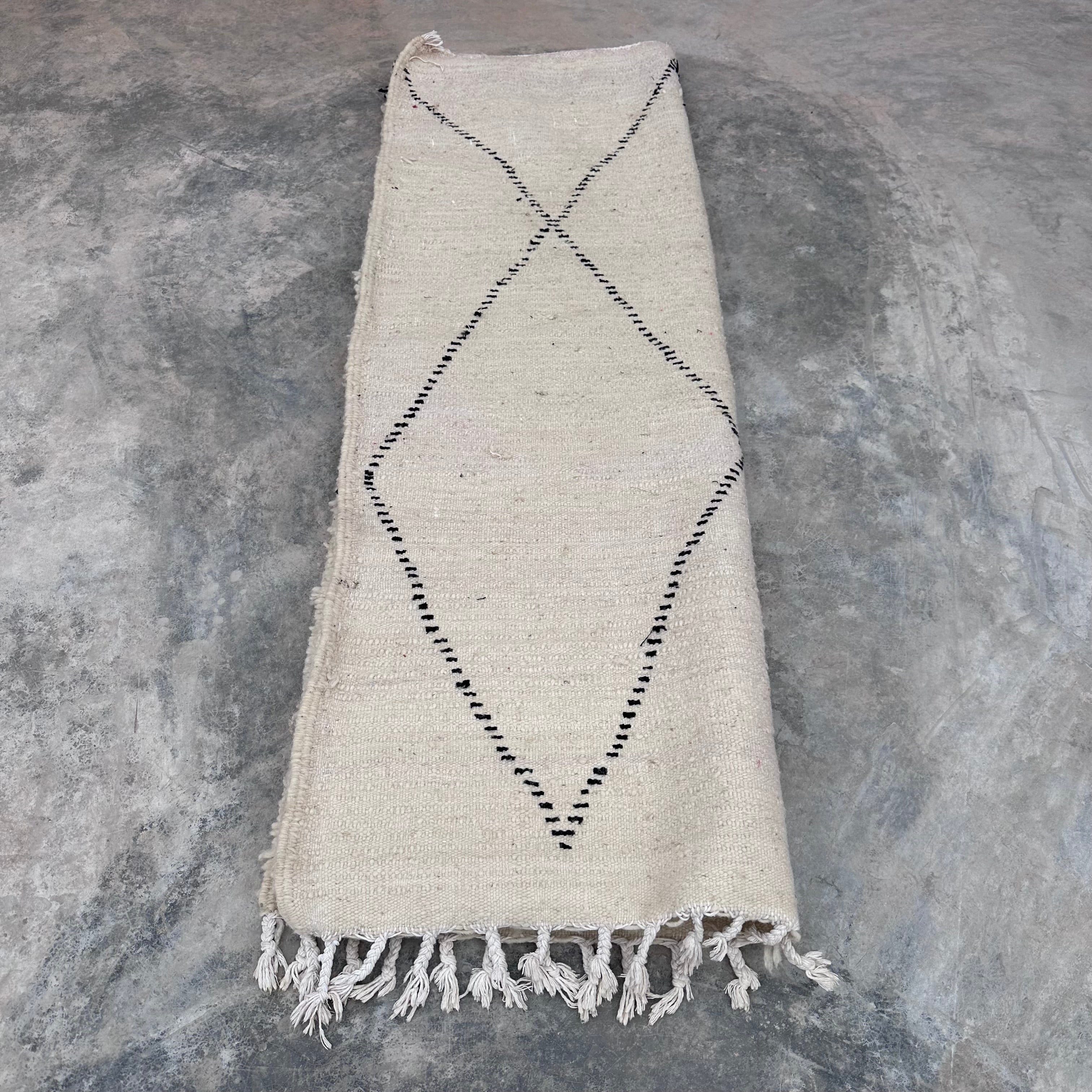 B&W Diamond - Boujad Natural Moroccan Rug