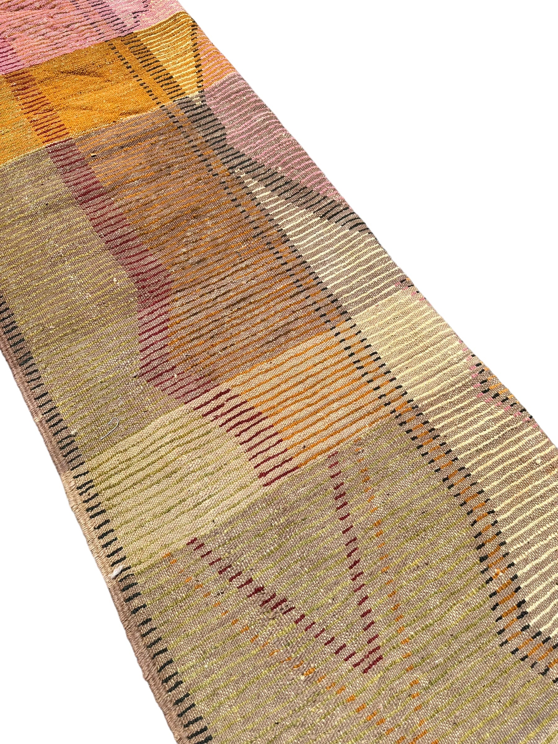 Outlined - Boujad Natural Moroccan Rug