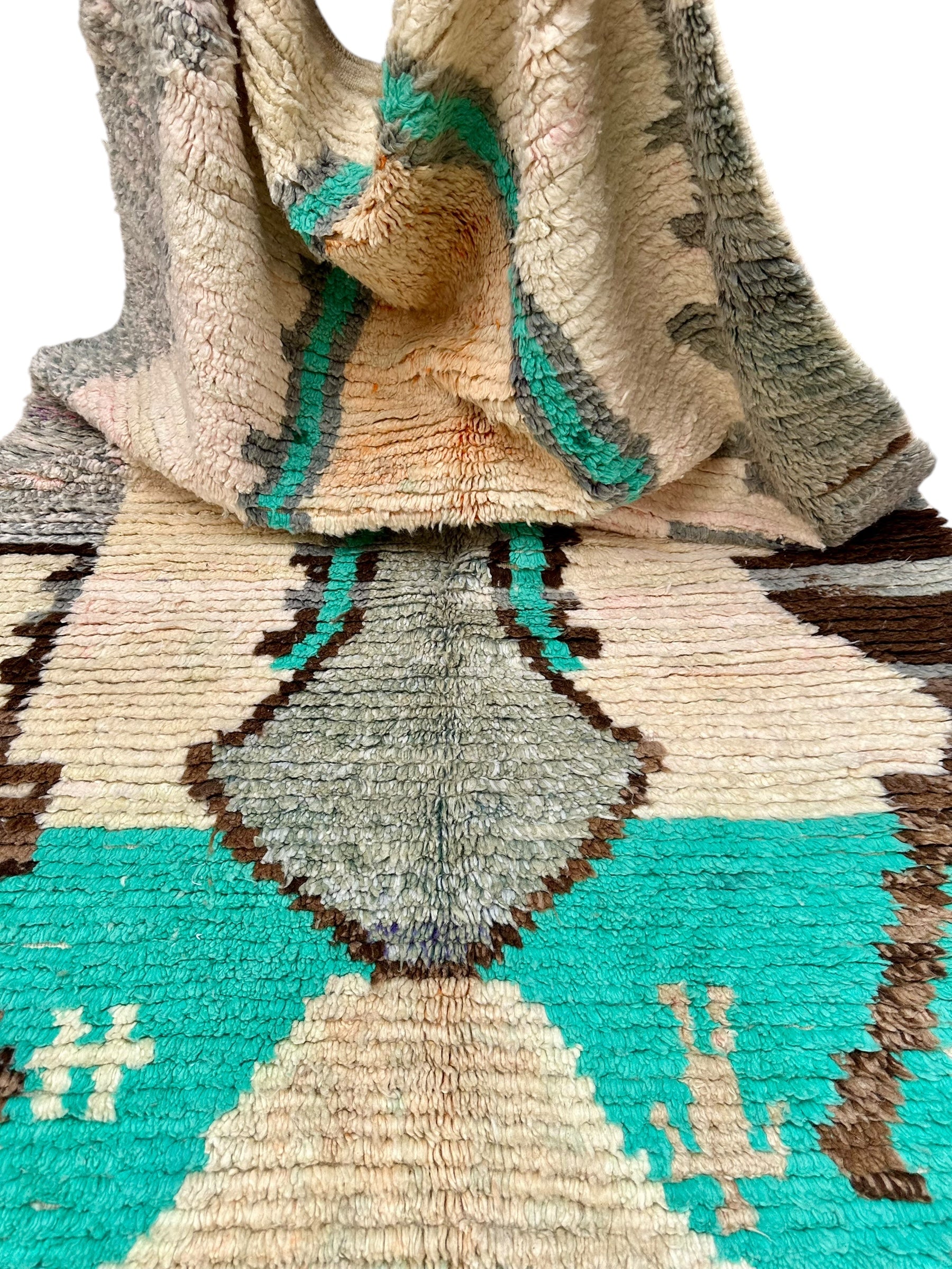 River Flow- Boujad Natural Moroccan Rug