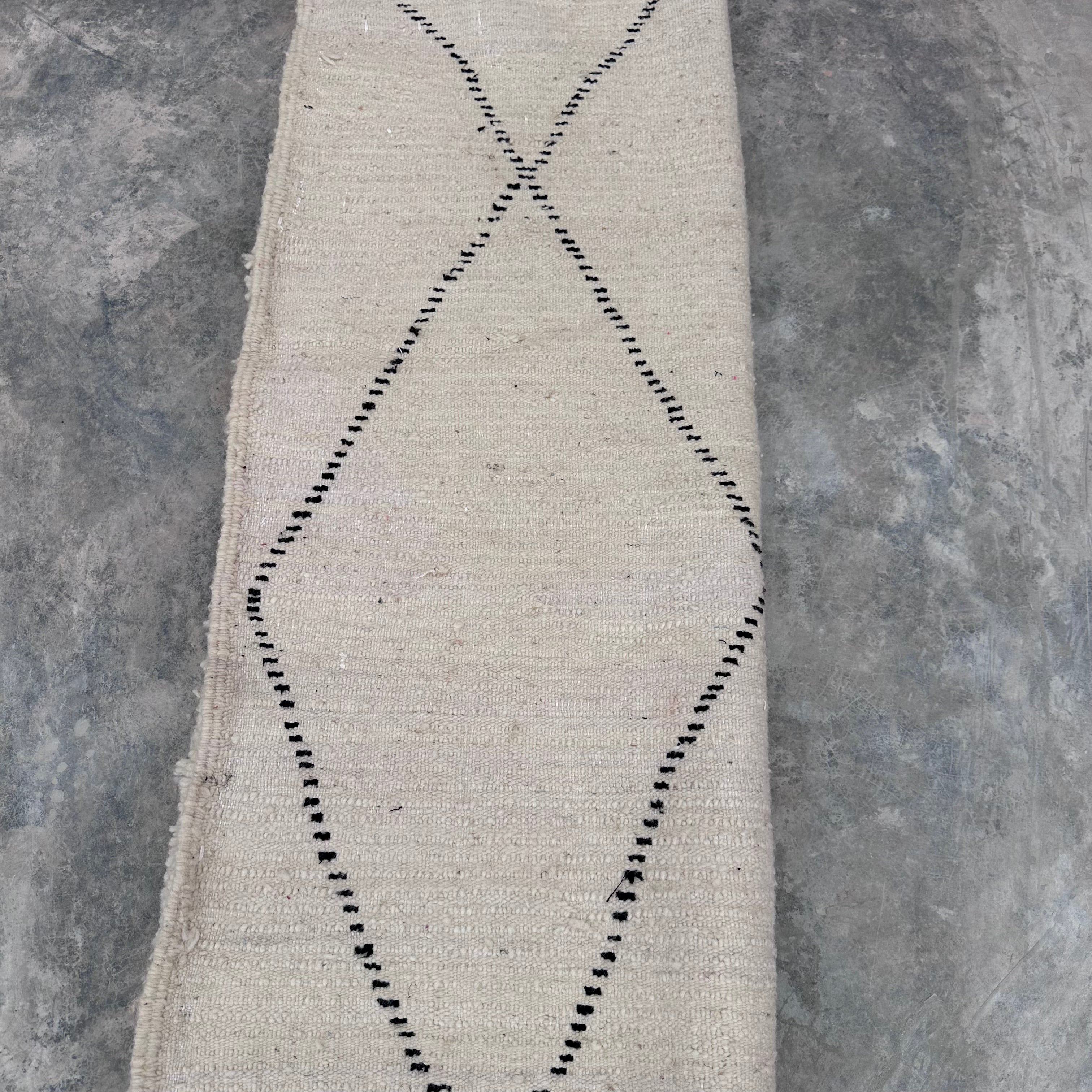 B&W Diamond - Boujad Natural Moroccan Rug