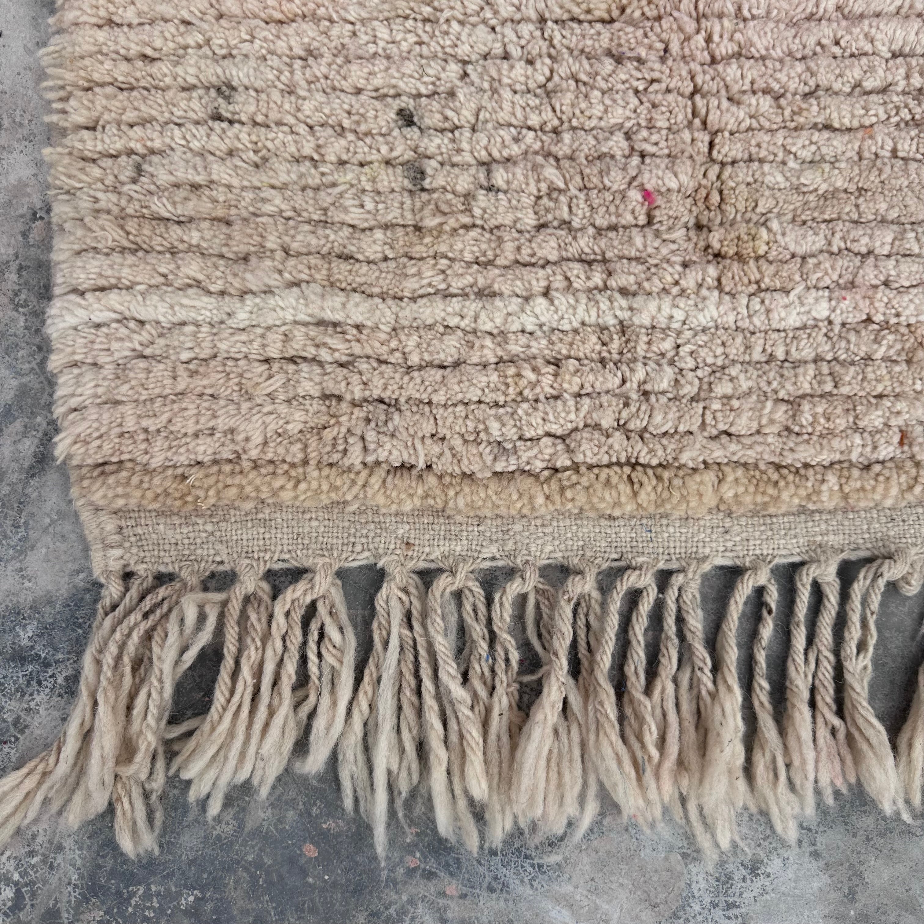 Minimalist landscape- Boujad Natural Moroccan Rug