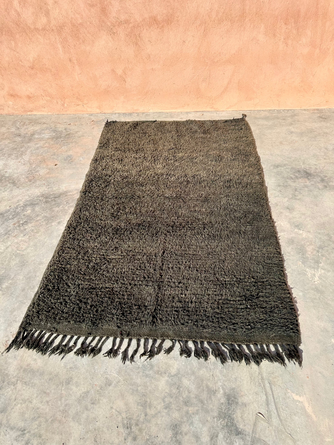 Black Beauty - Vintage Authentic Moroccan Rug