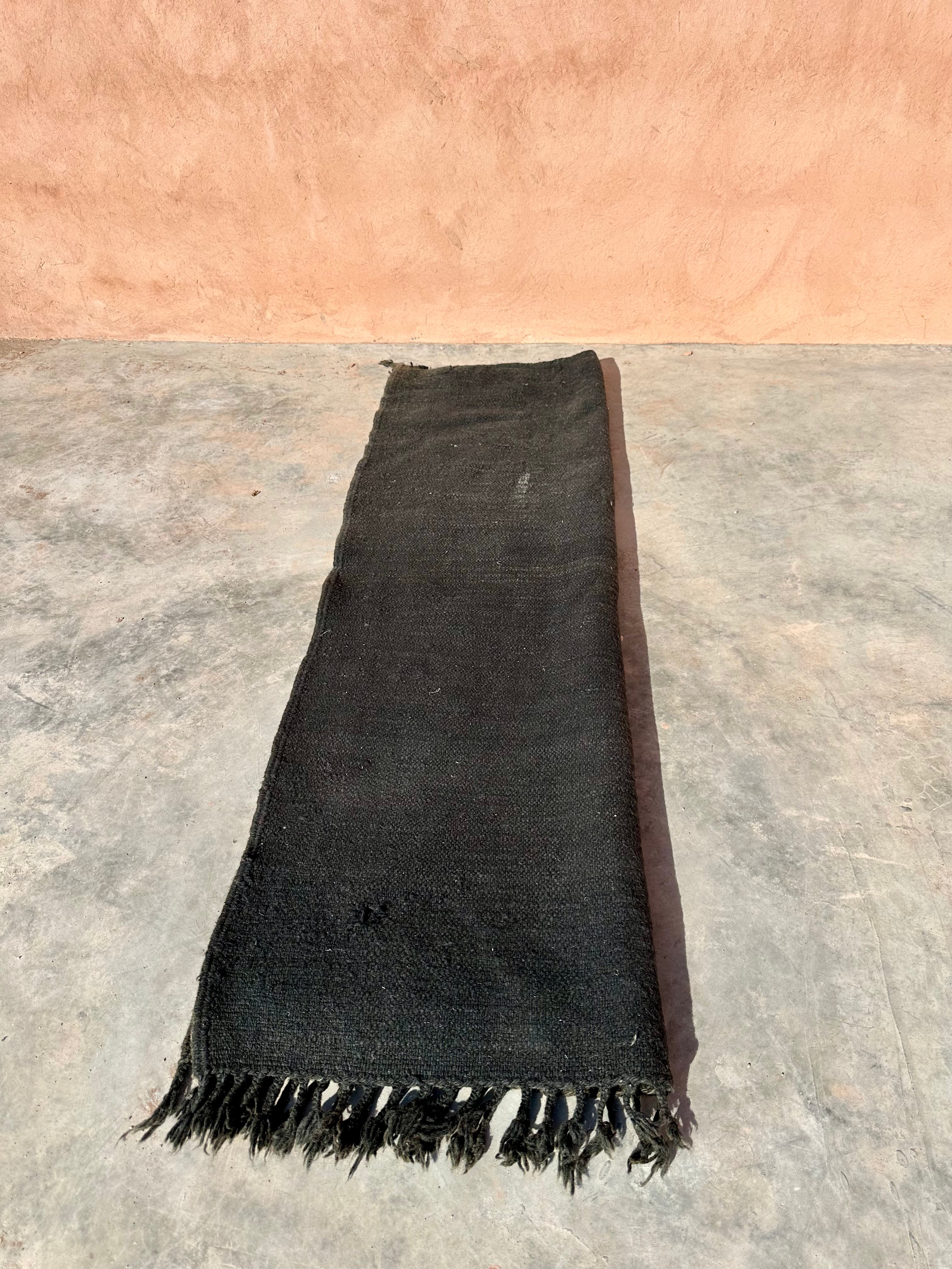 Black Beauty - Vintage Authentic Moroccan Rug