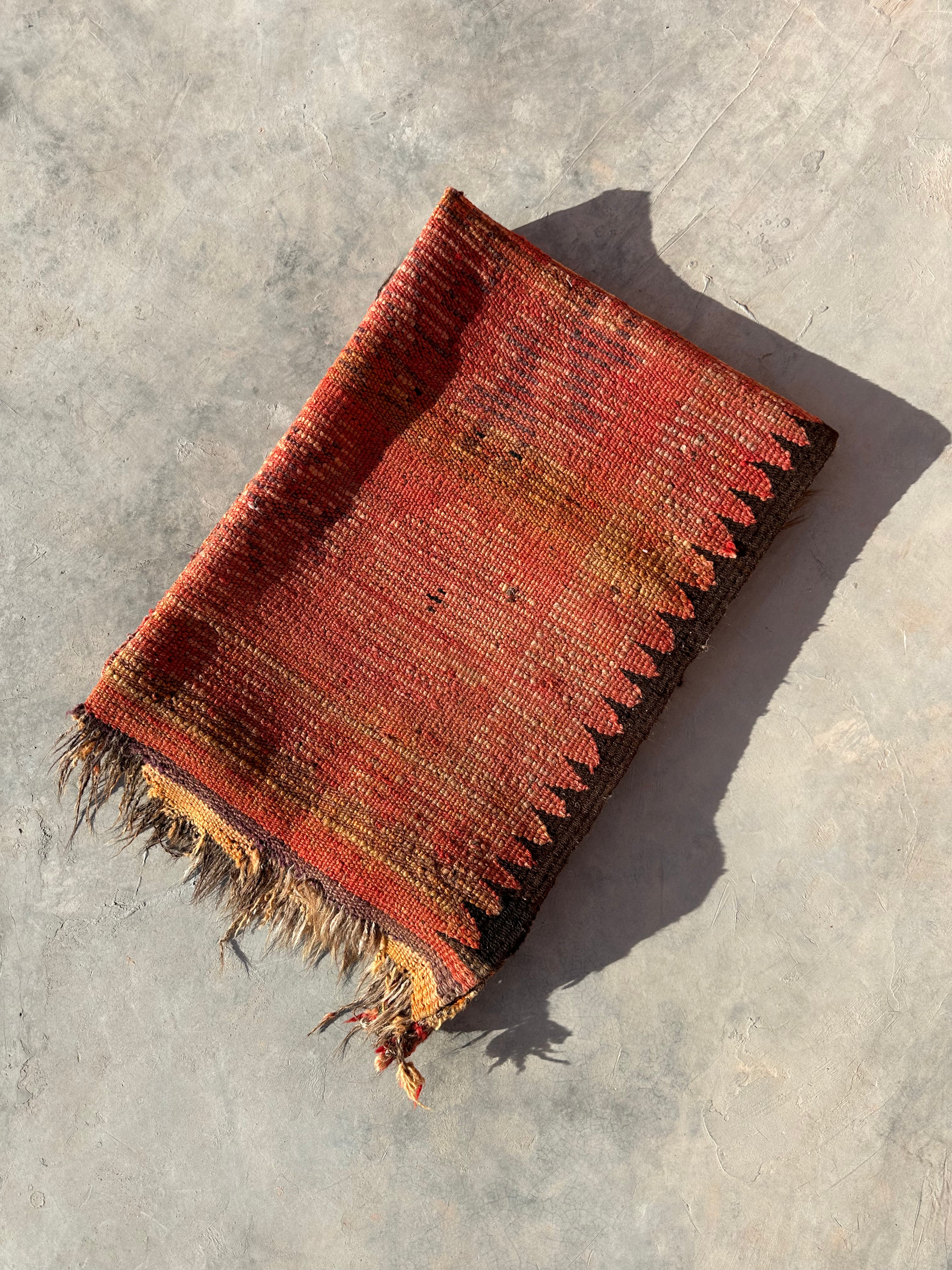 Sweet Side - Vintage Authentic Moroccan Rug