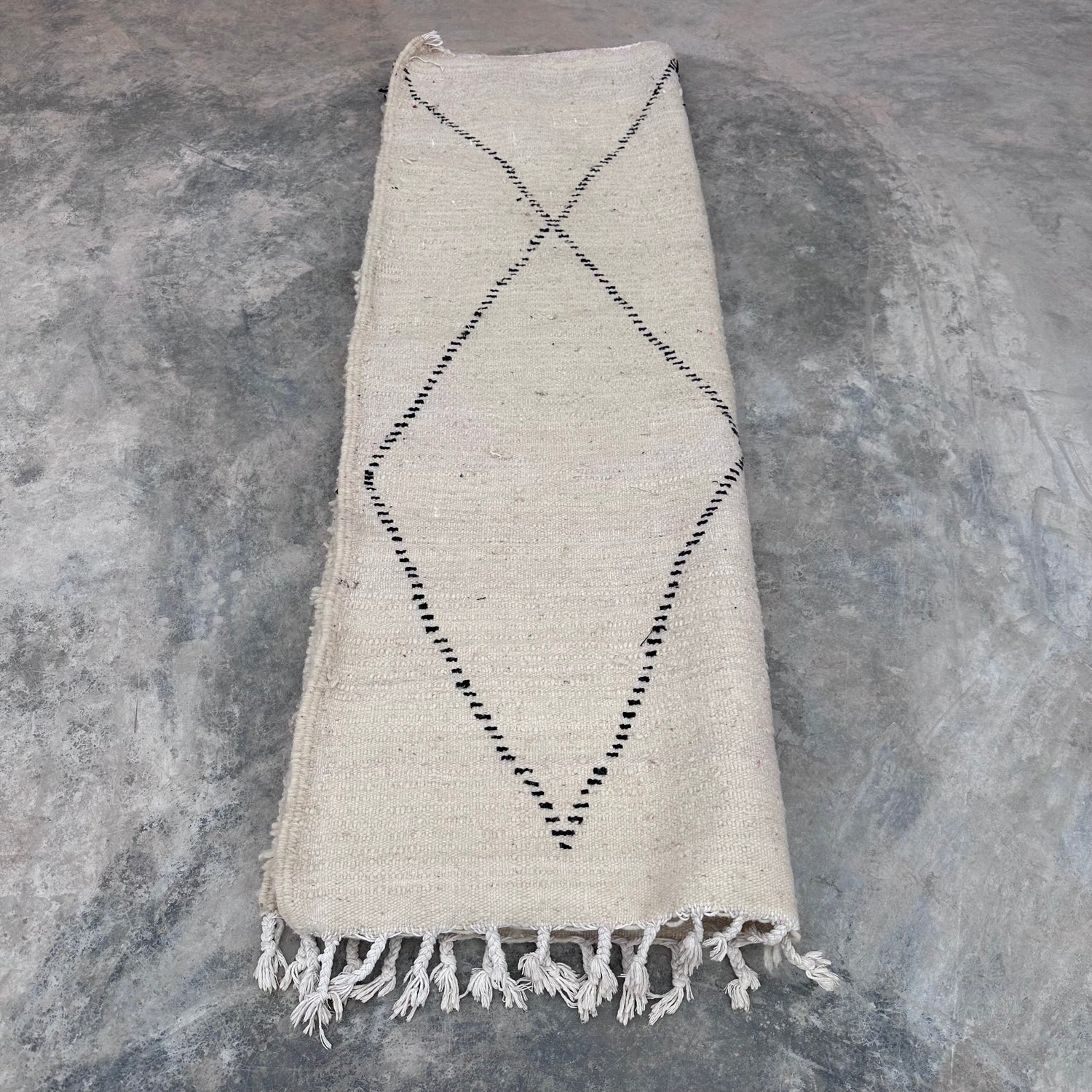 B&amp;W Diamond - Boujad Natural Moroccan Rug