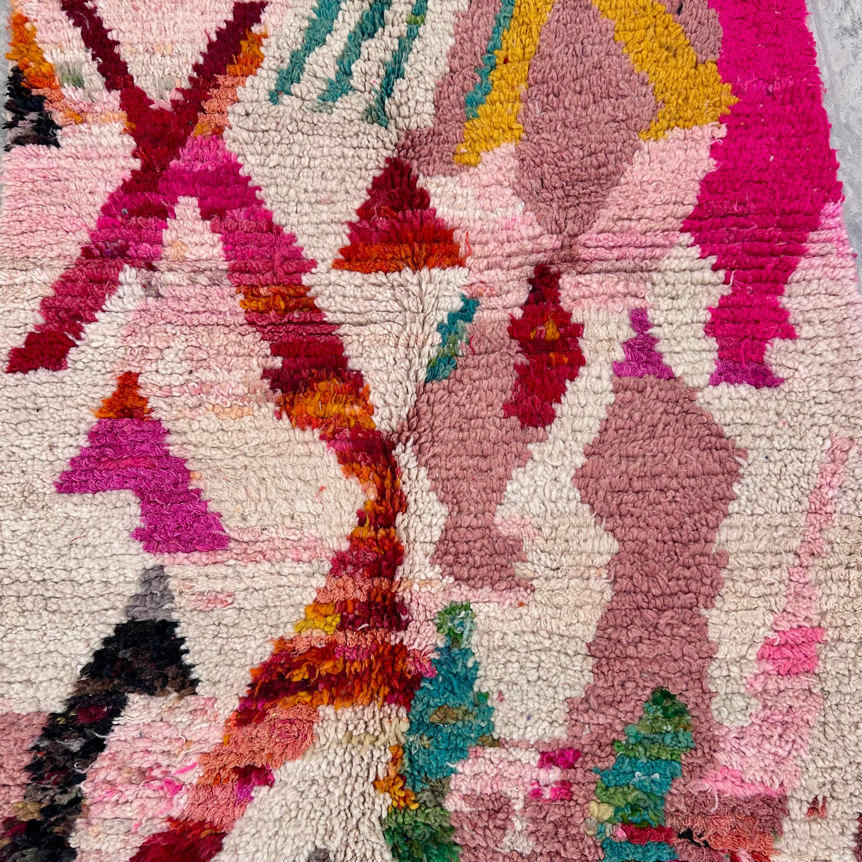 Woolen Artwork - Boujad Natural Moroccan Rug