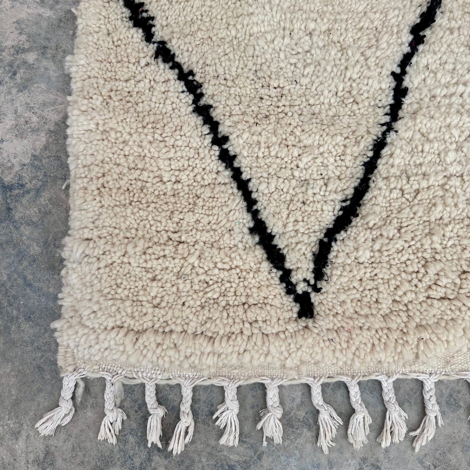 B&amp;W Diamond - Boujad Natural Moroccan Rug
