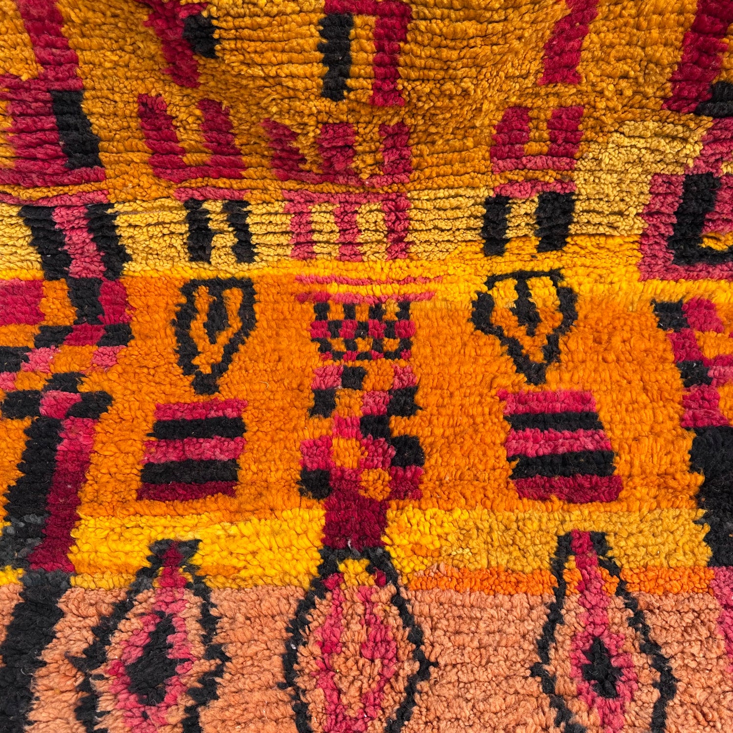 Retro Fire - Boujad Natural Moroccan Rug