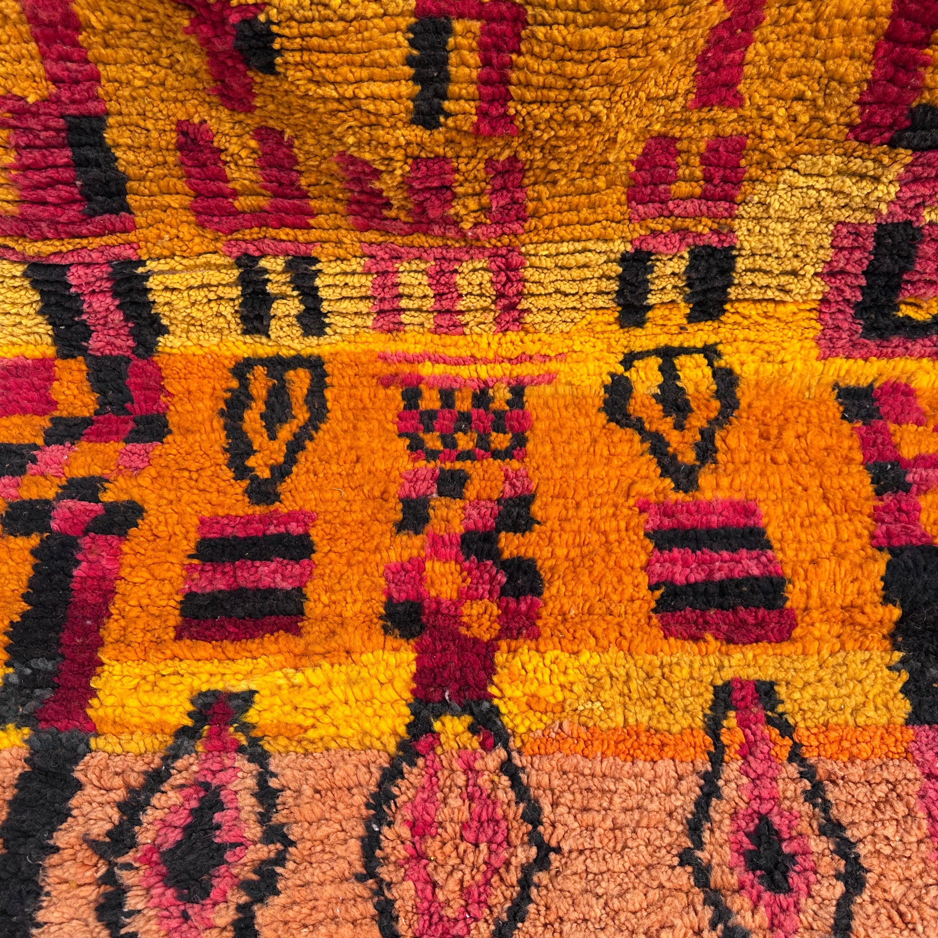 Retro Fire - Boujad Natural Moroccan Rug