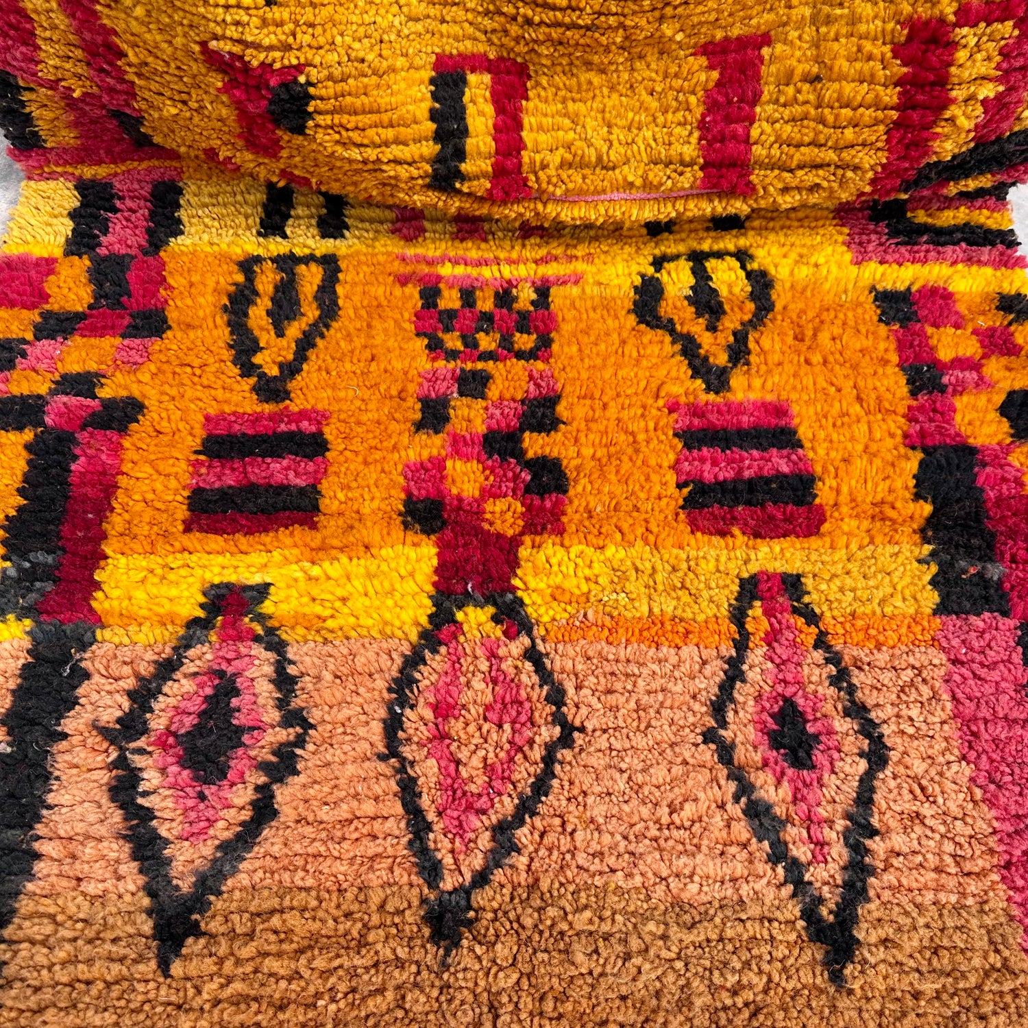 Retro Fire - Boujad Natural Moroccan Rug