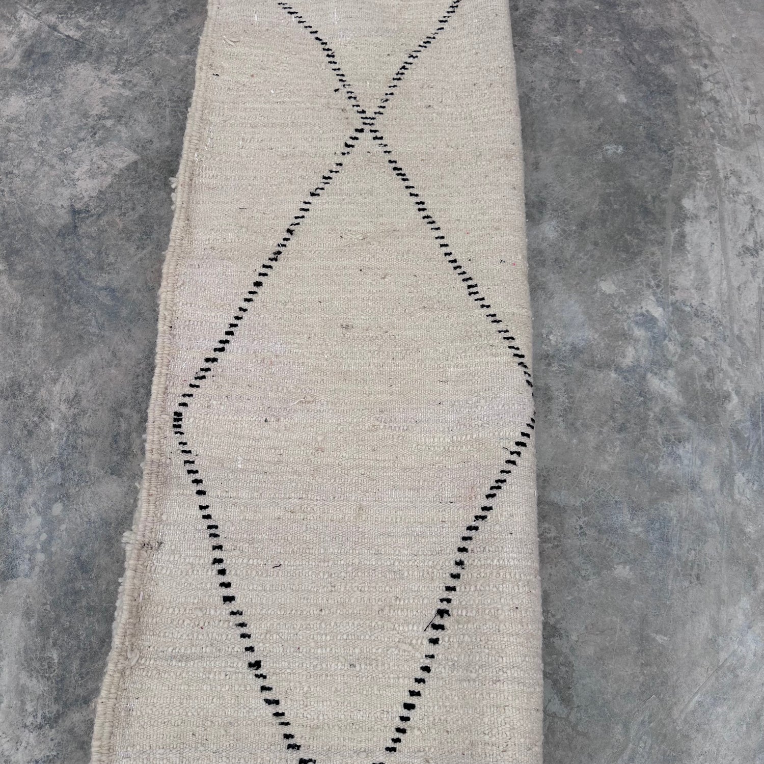 B&amp;W Diamond - Boujad Natural Moroccan Rug