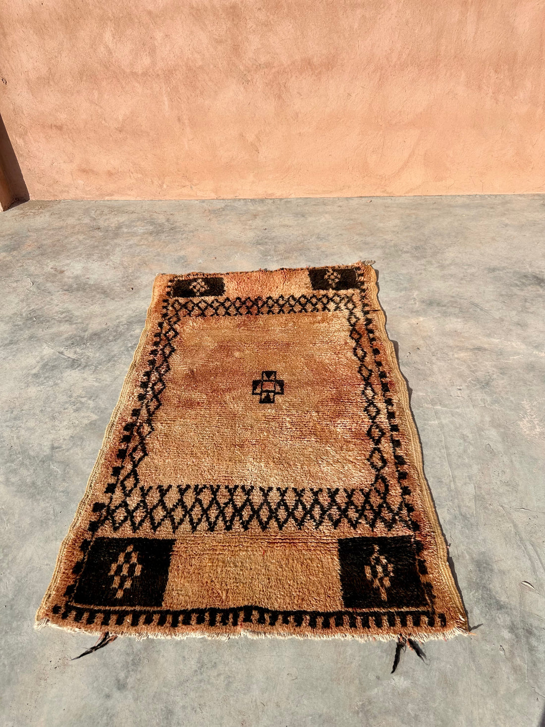 Small Silky - Vintage Authentic Moroccan Rug