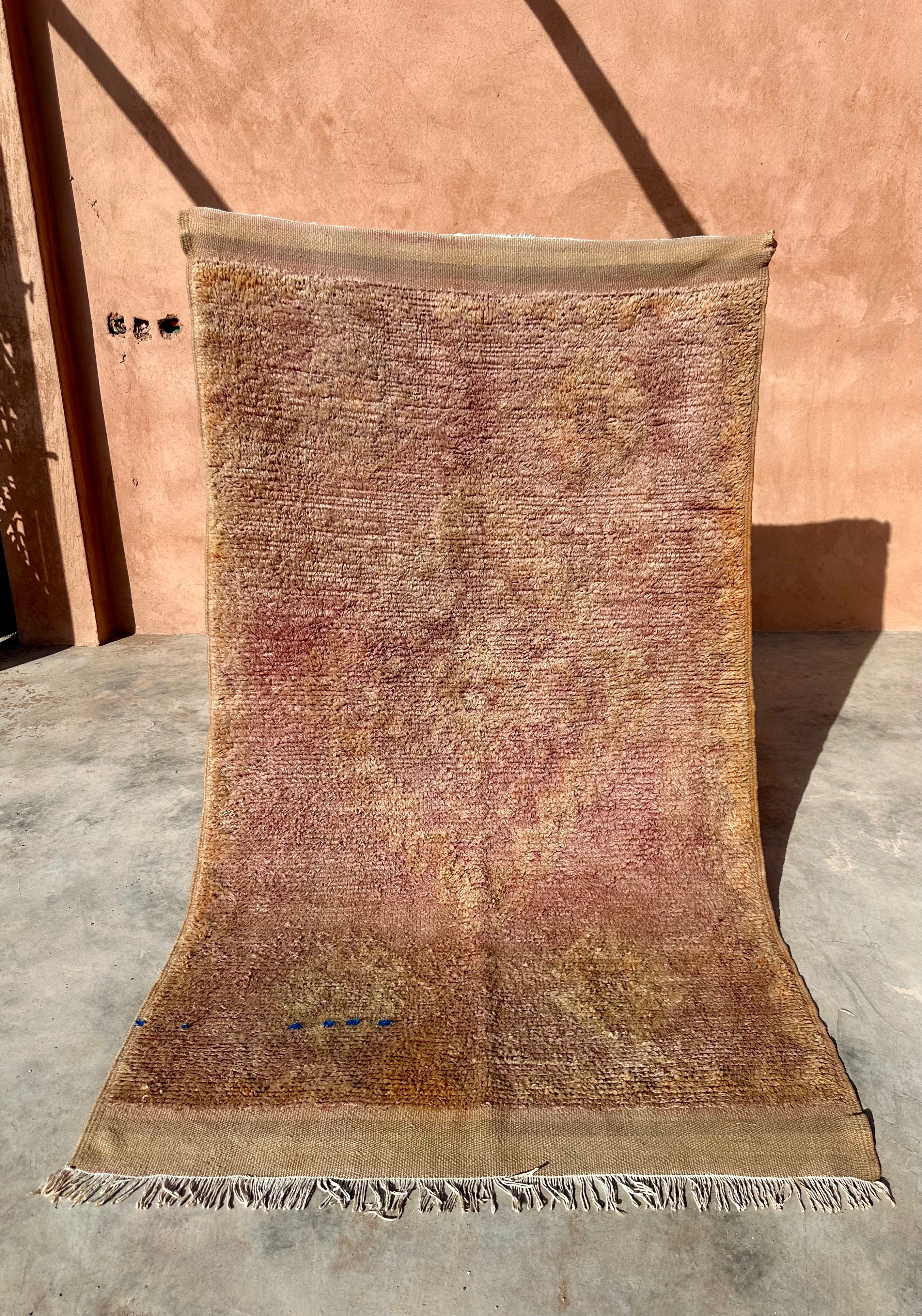 Small Gem - Vintage Authentic Moroccan Rug