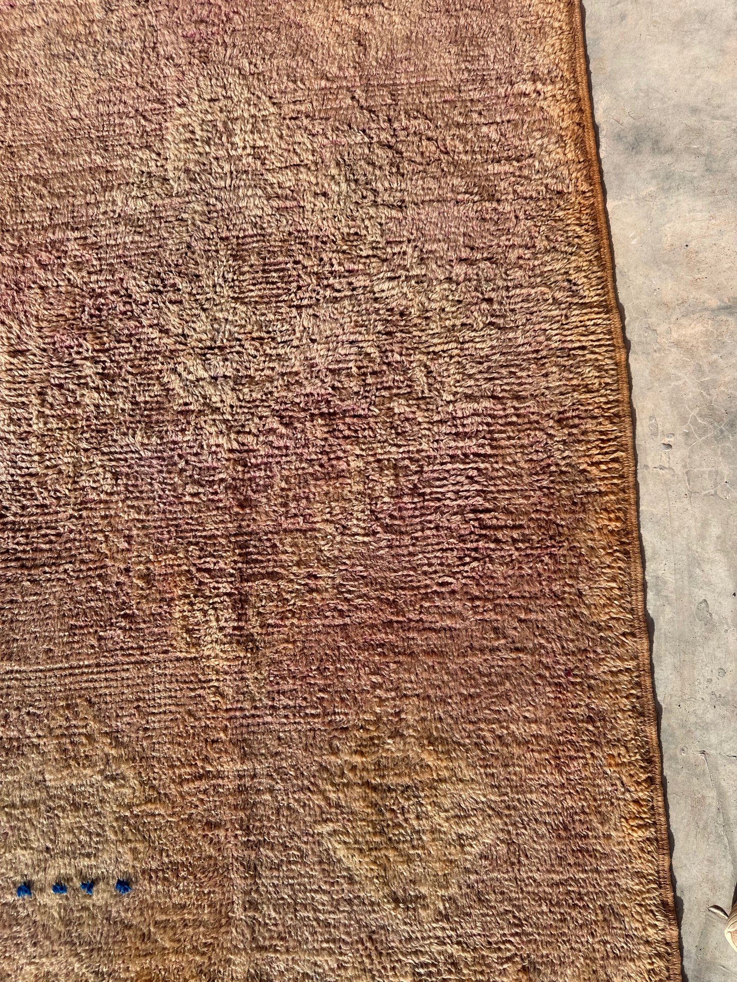 Small Gem - Vintage Authentic Moroccan Rug