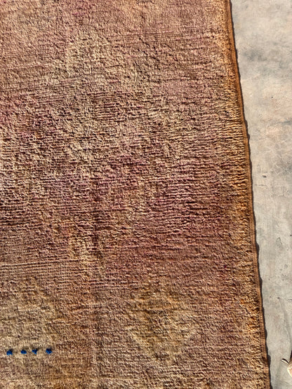 Small Gem - Vintage Authentic Moroccan Rug