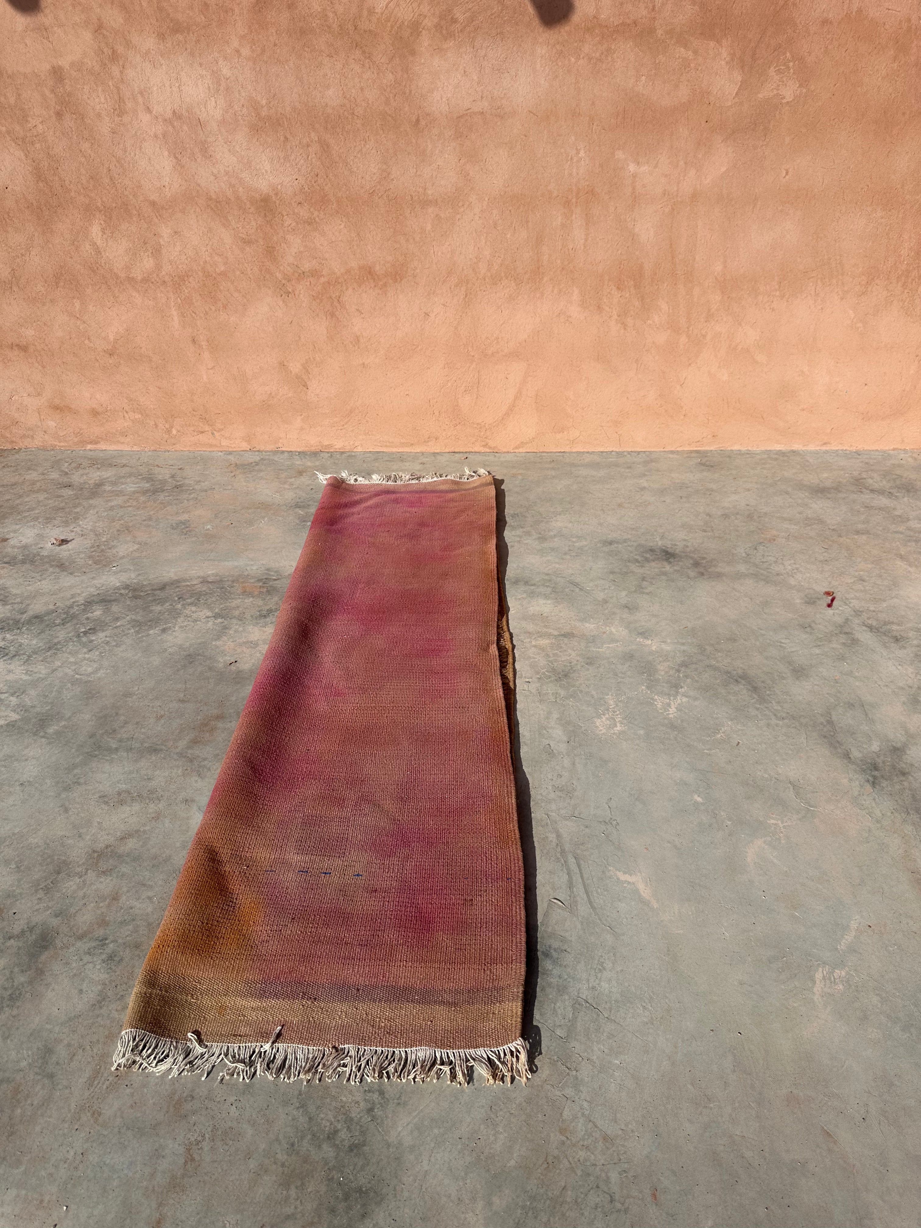 Small Gem - Vintage Authentic Moroccan Rug