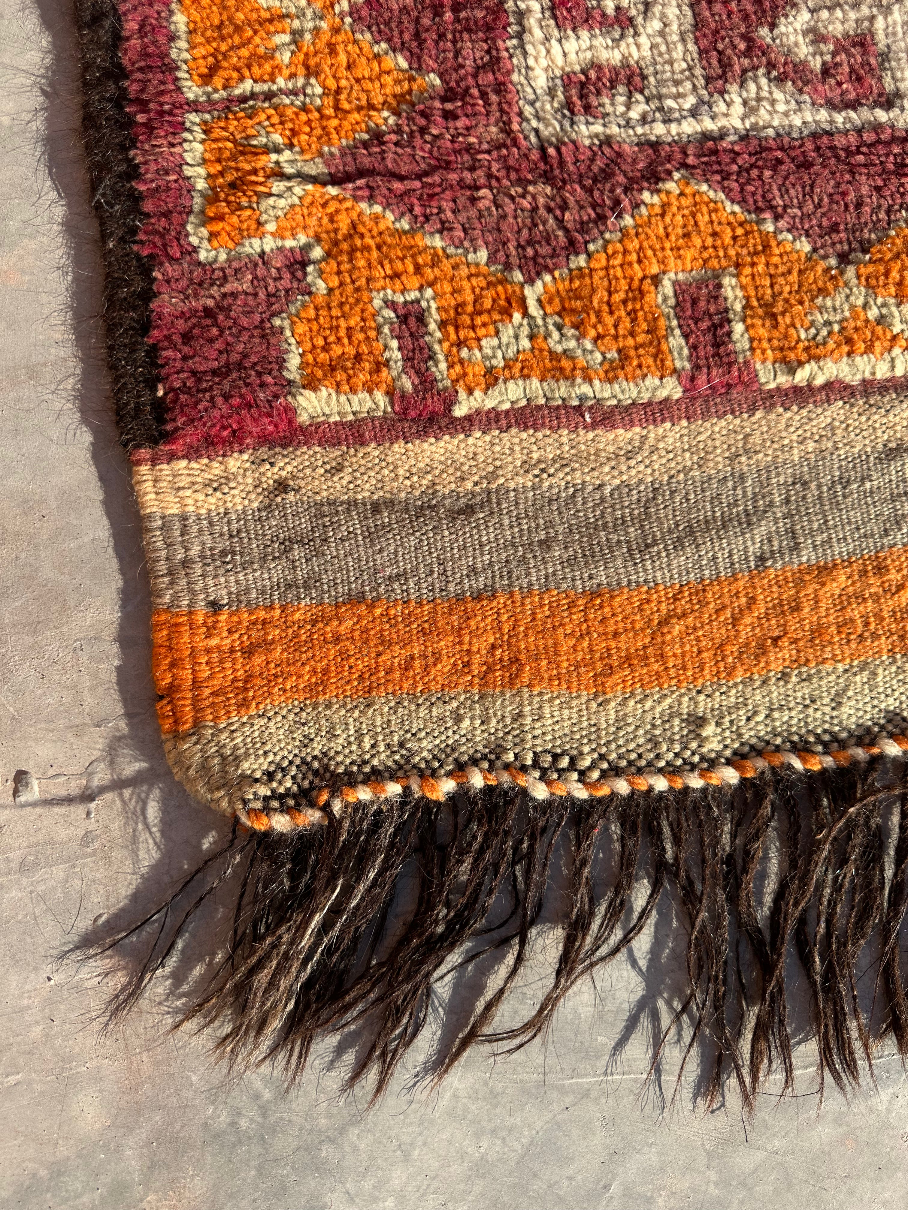 Boarders - Vintage Authentic Moroccan Rug