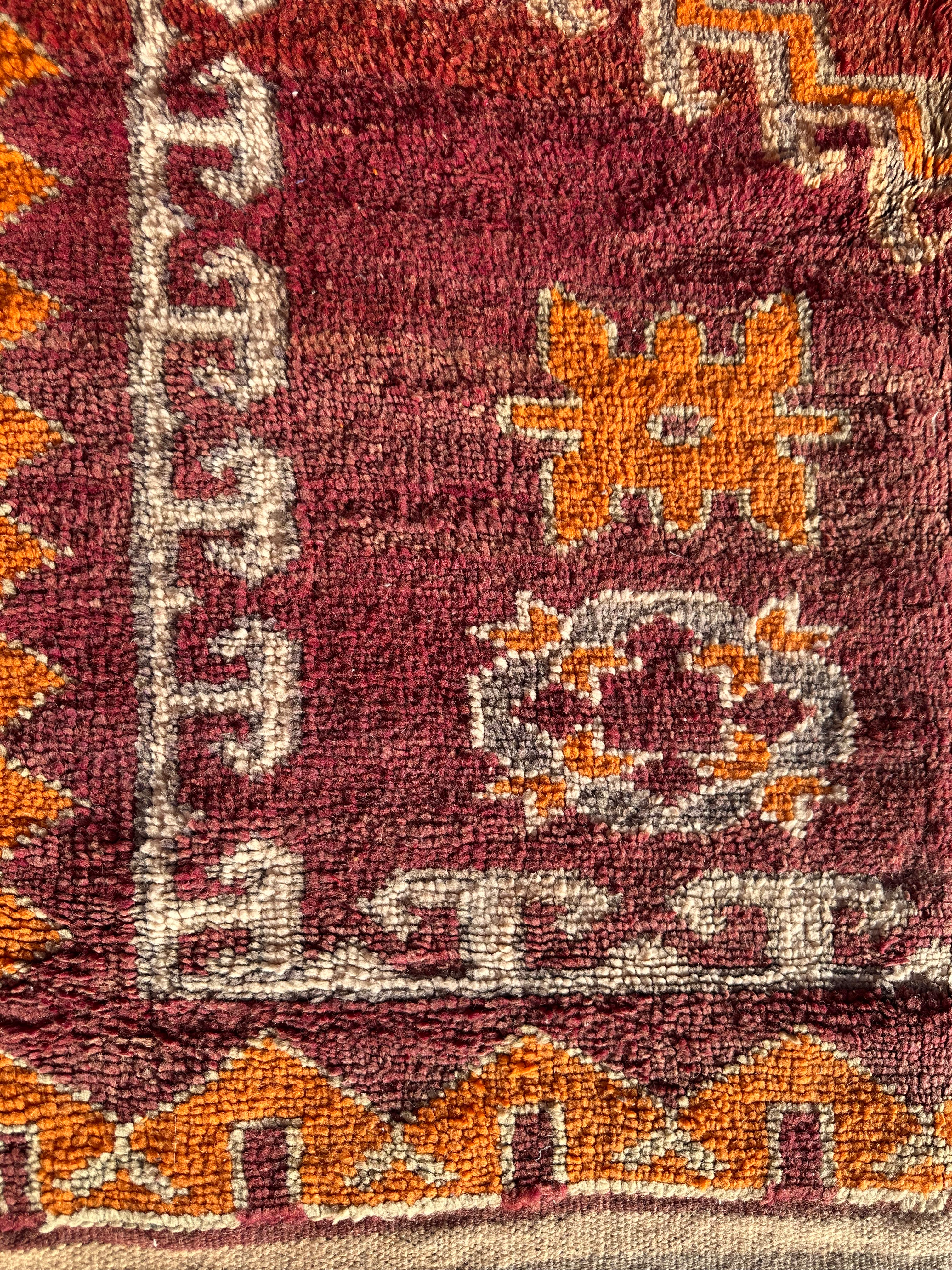 Boarders - Vintage Authentic Moroccan Rug